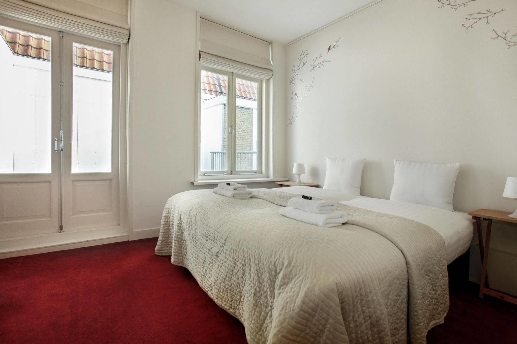 Stayci Serviced Apartments Noordeinde Гаага Экстерьер фото